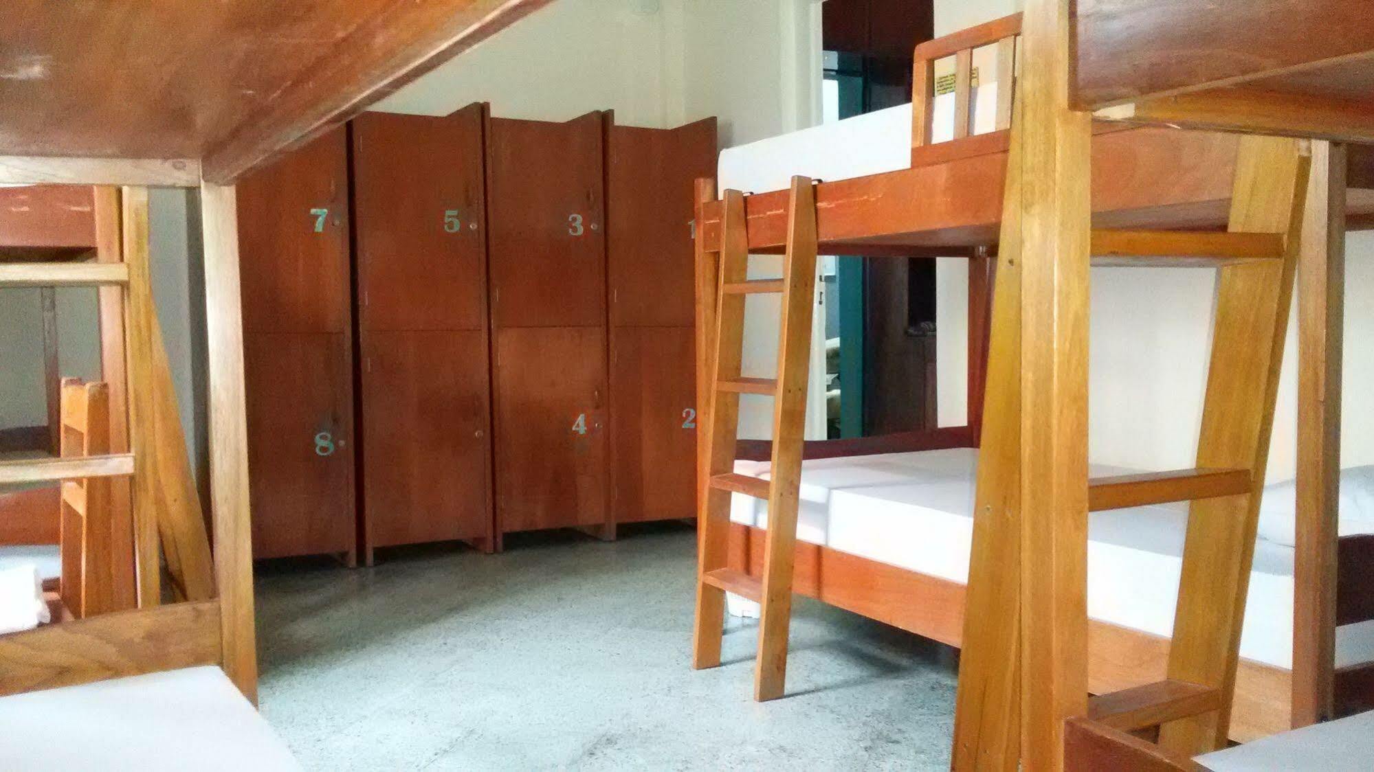 Hamaca Paraguaya Hostel Asuncion Ngoại thất bức ảnh